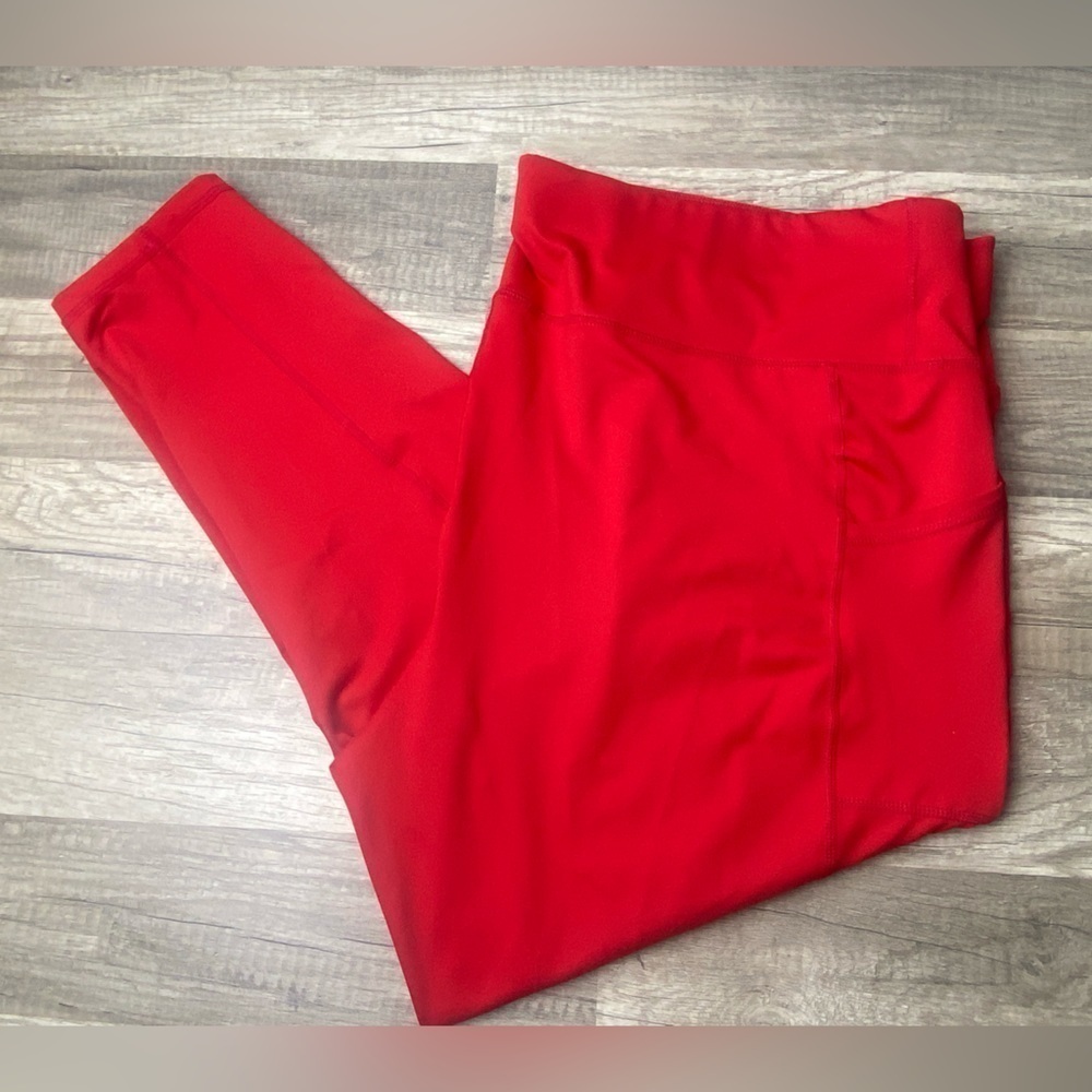 Id Ideology Compression High-Waist Side-Pocket 7/8 Leggings Licorice Red…